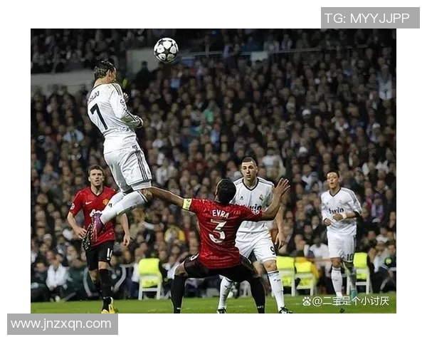 足球传奇球星点球绝技大赏：从梅西到C罗的巅峰时刻与无解技巧